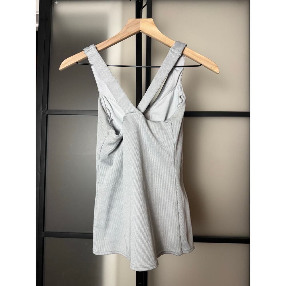 Alo Ribbed Tank Size Large - Picture 2 of 6